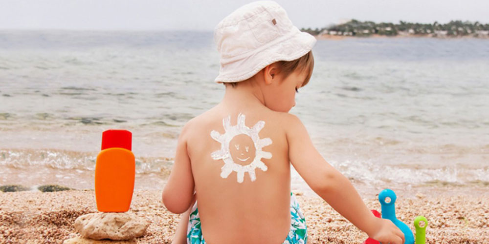 راهنمای خرید و استفاده از کرم ضد آفتاب