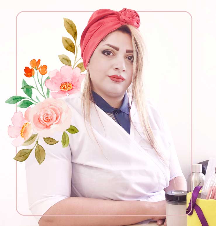 عکس مربی دوره کاشت ناخن رز سرخ