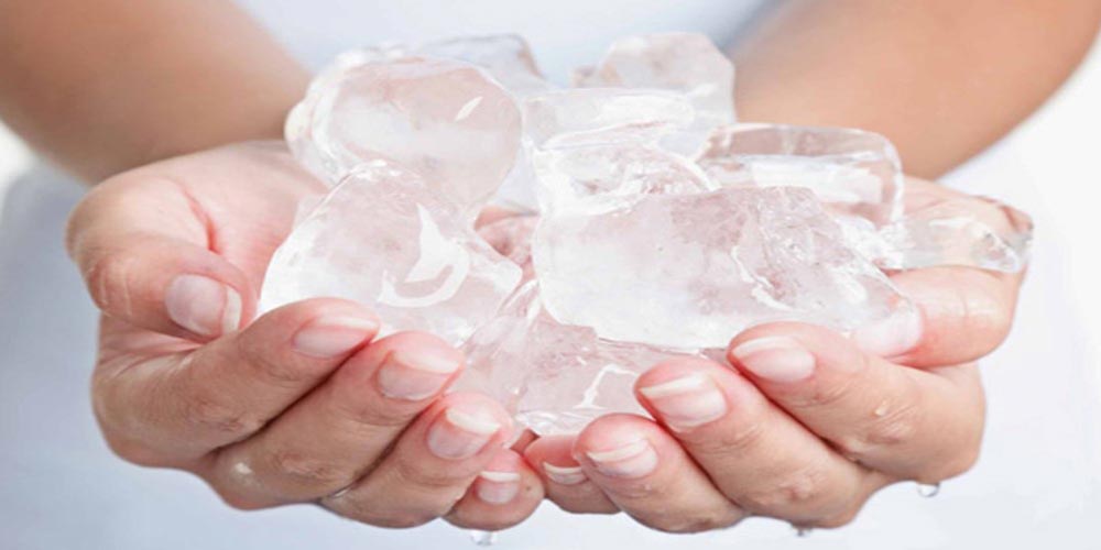 درمان جوش گرمی با یخ