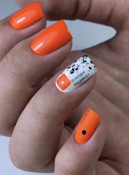 طراحی ناخن نارنجی و سفید