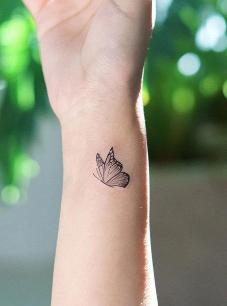 طرح تاتو پروانه کوچک