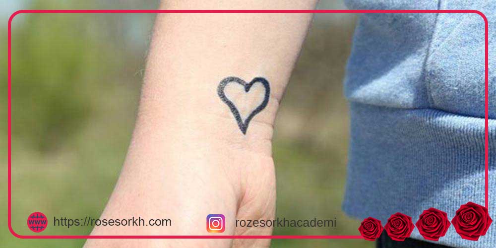 طرح حنا روی پا ساده و شیک