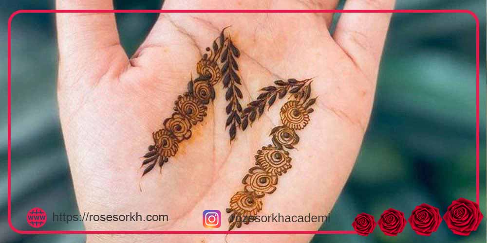 طرح حنا روی پا ساده و شیک