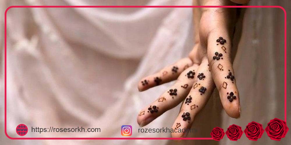 طرح حنا روی پا ساده و شیک