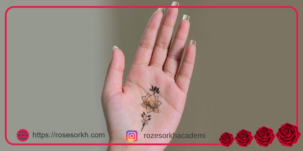 طرح حنا روی پا ساده و شیک