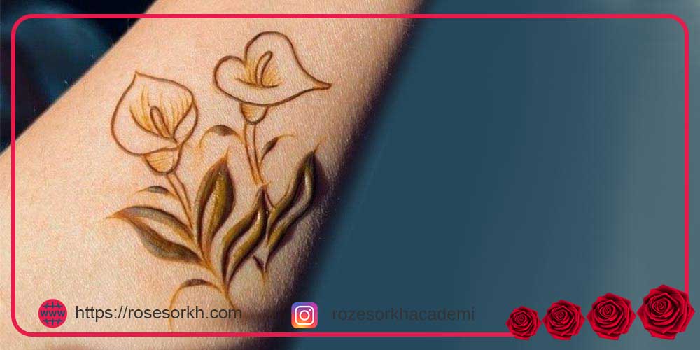 طرح حنا روی پا ساده و شیک