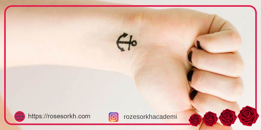 طرح حنا روی پا ساده و شیک