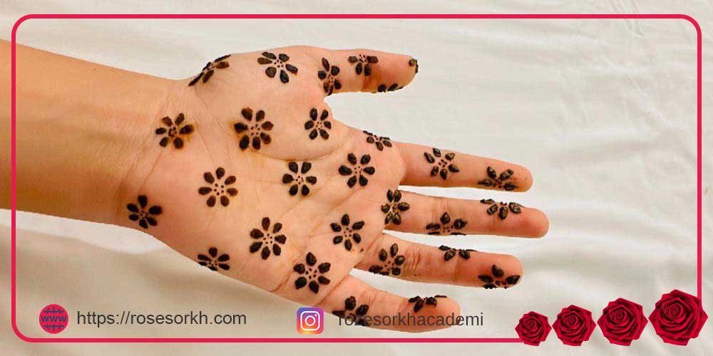 طرح حنا روی پا ساده و شیک