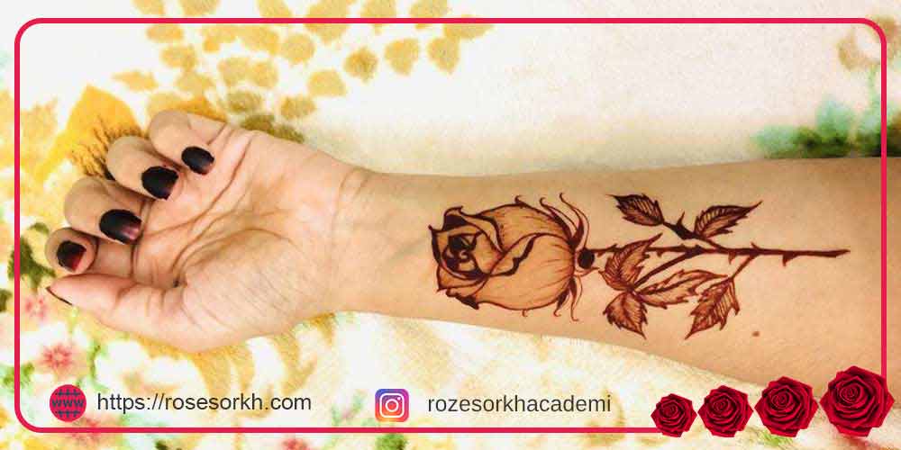 طرح حنا روی پا ساده و شیک