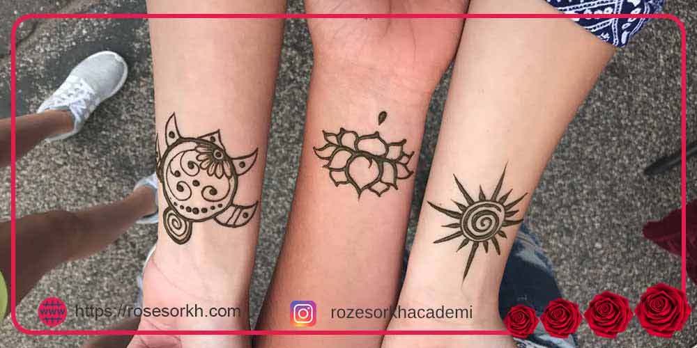 طرح حنا روی پا ساده و شیک