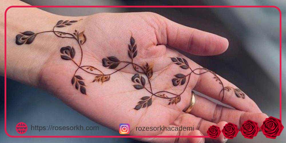 طرح حنا روی پا ساده و شیک