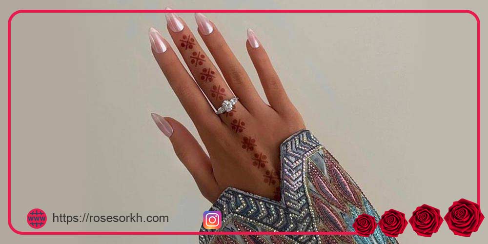 طرح حنا روی پا ساده و شیک