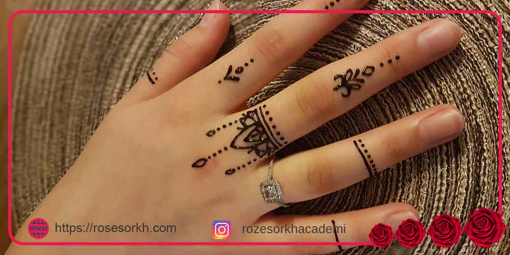 طرح حنا روی پا ساده و شیک