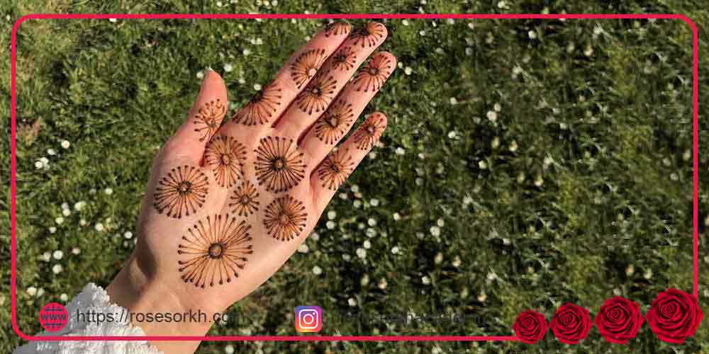 طرح حنا روی پا ساده و شیک