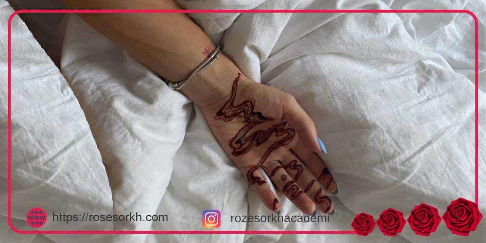 طرح حنا روی پا ساده و شیک